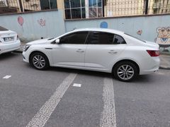 Sahibinden Renault Megane 1.5 Blue DCI Touch 2019 Model  94.000 km Beyaz
