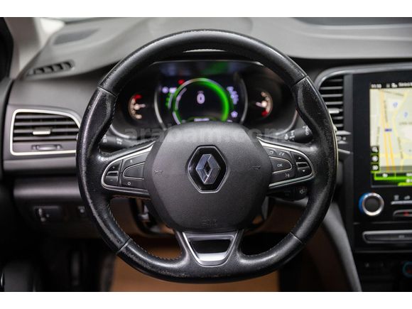 2018 RENAULT MEGANE 1.2 TCE ICON