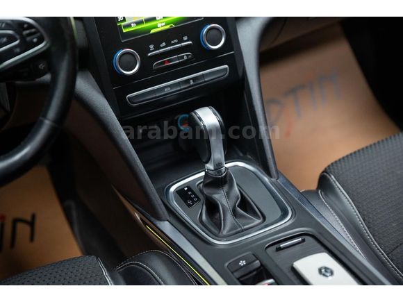 2018 RENAULT MEGANE 1.2 TCE ICON