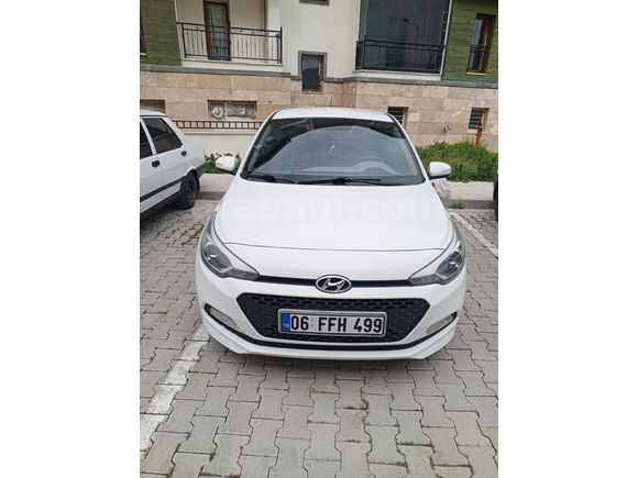 Sahibinden Hyundai i20 1.4 CRDi Style 2018 Model