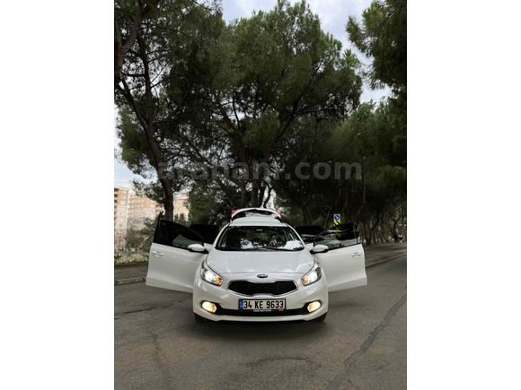 Sahibinden Kia Ceed 1.6 CRDi Comfort 2015 Model 