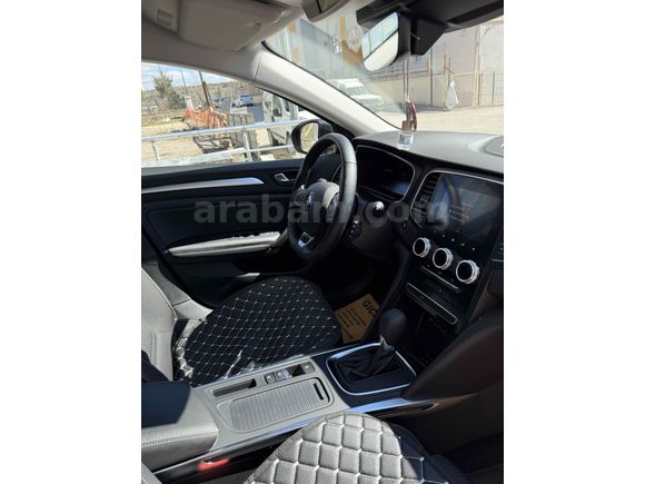 Sahibinden Renault Megane 1.3 TCe Icon 2025 Model Ankara