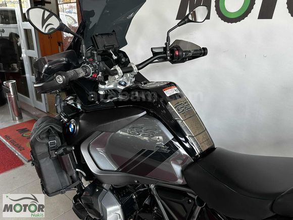 MOTOR NAKİT'den 2022 Hatasız Ful Aksesuar GS 1250 Adv Black