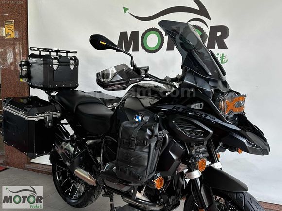 MOTOR NAKİT'den 2022 Hatasız Ful Aksesuar GS 1250 Adv Black