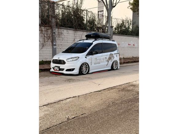 Sahibinden Ford Tourneo Courier 1.6 TDCi Titanium Plus 2014 Model  280.000 km Beyaz