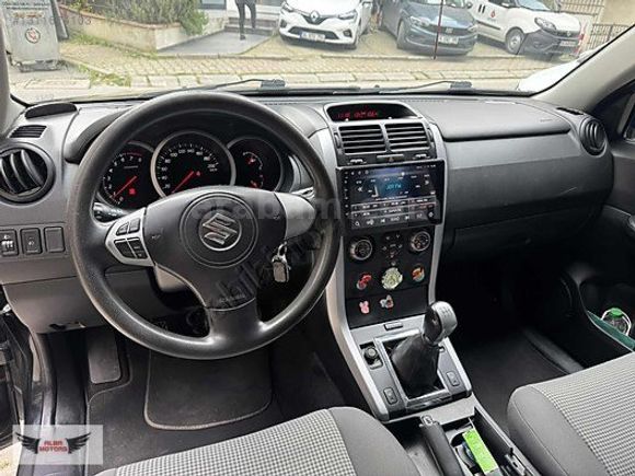 2008 MODEL DÜŞÜK KM KOLTUK ISITMA EKSTRA EKRAN 4x4