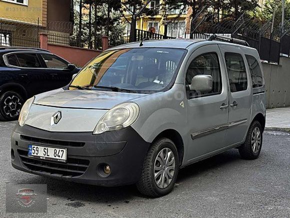 RENO KANGO ÇİFT SÜRGÜ 322.000 KM'DE MUAYENEN YENİ