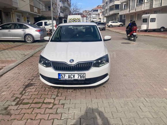 Sahibinden Skoda Fabia 1.0 Ambition 2015 Model Sinop