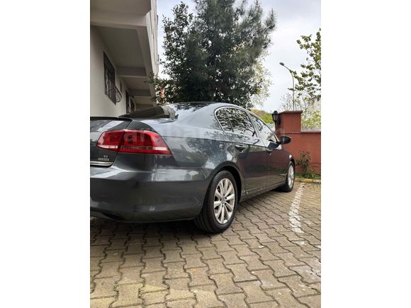 Sahibinden Volkswagen Passat 1.6 TDi BlueMotion 2012 Model 
