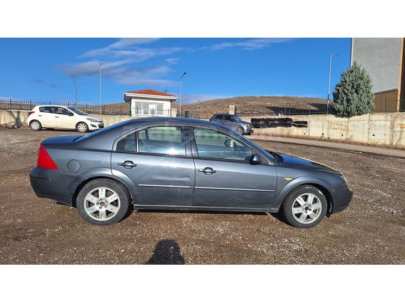 Öğretmenden Ford Mondeo 2.0 Trend 2003 Model 
