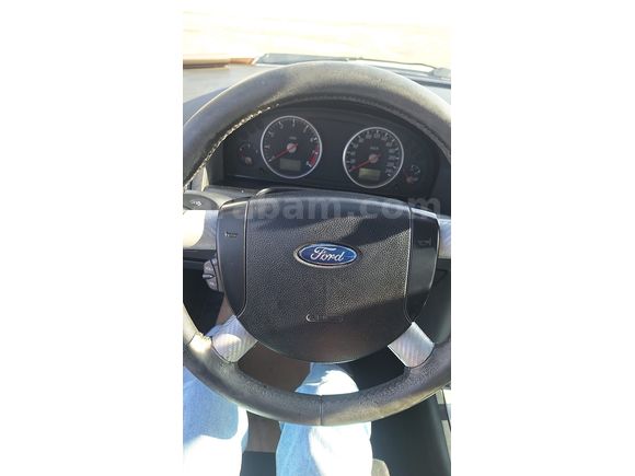 Öğretmenden Ford Mondeo 2.0 Trend 2003 Model 