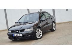 Sahibinden Seat Toledo 1.6 Signo 2001 Model  250.000 km Siyah