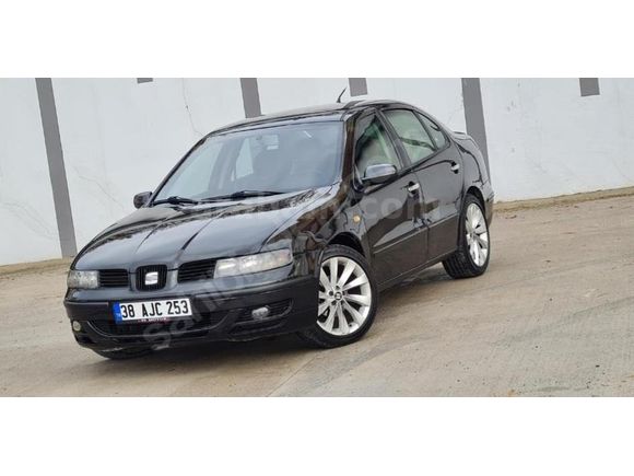 Sahibinden Seat Toledo 1.6 Signo 2001 Model  250.000 km Siyah