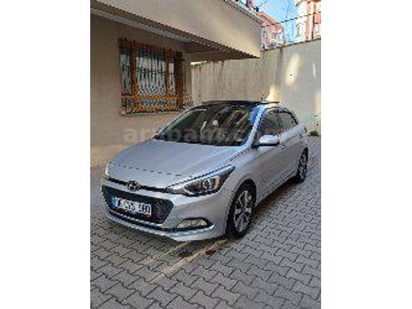 Sahibinden Hyundai i20 1.4 MPI Style 2017 Model
