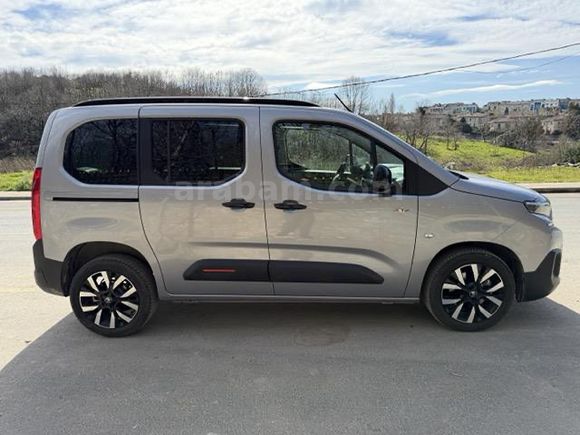 Sahibinden XTR En Dolu Model Aile Aracı - 3 YIL GARANTİ