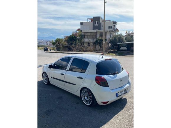Sahibinden Renault Clio 1.5 dCi Authentique 2011 Model