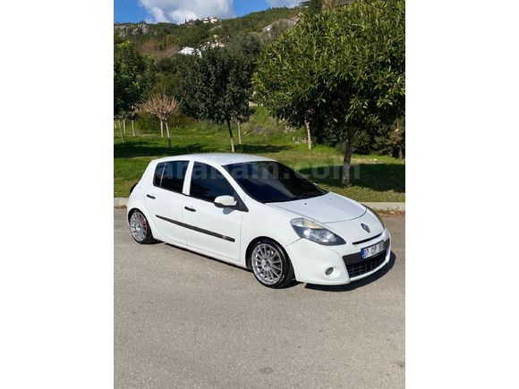 Sahibinden Renault Clio 1.5 dCi Authentique 2011 Model