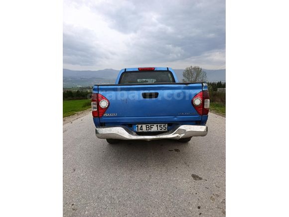 Sahibinden Isuzu D-Max 2.5 TD 4x2 2005 Model