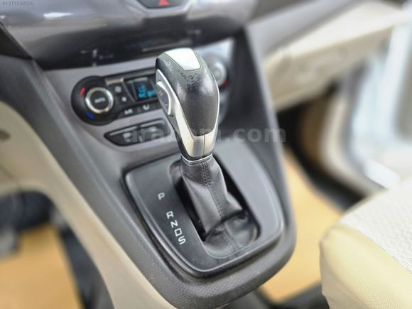 HATASIZ BOYASIZ OTOMATİK VİTES FORD TOURNEO CONNECT 1.5 TİTANYUM