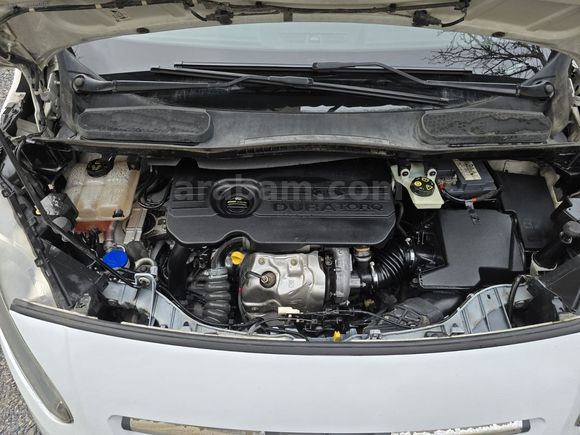 HATASIZ BOYASIZ OTOMATİK VİTES FORD TOURNEO CONNECT 1.5 TİTANYUM