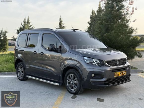 BOSS MOTORS 2023 PEUGEOT RİFTER 1.5 BLUEHDİ ALLURE 70.000 KM