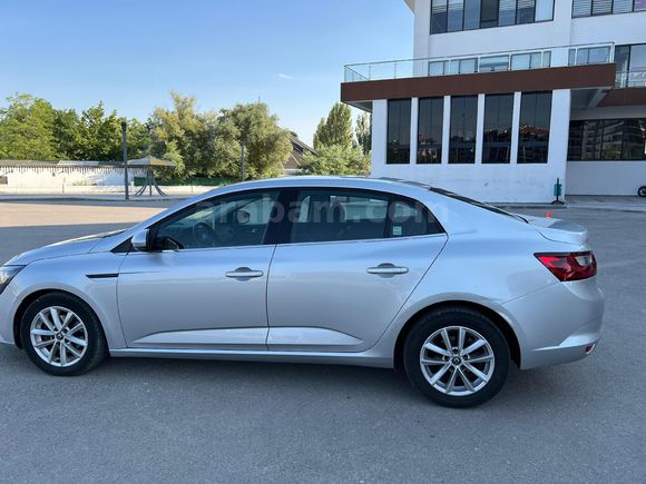Sahibinden Renault Megane 1.5 dCi Touch 2018 Model  191.000 km