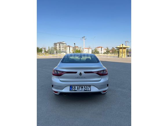 Sahibinden Renault Megane 1.5 dCi Touch 2018 Model  191.000 km