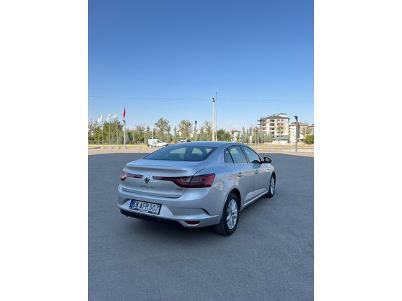Sahibinden Renault Megane 1.5 dCi Touch 2018 Model  191.000 km