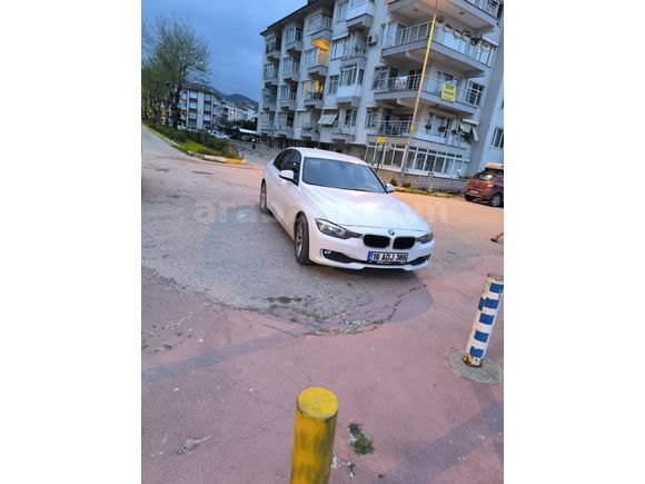 Sahibinden BMW 3 Serisi 316i Comfort 2012 Model  178.000 km Beyaz