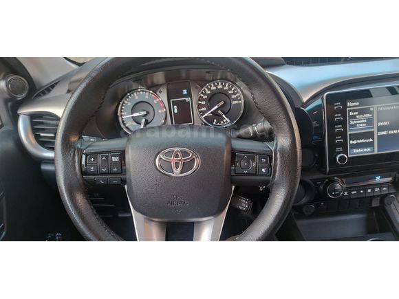 Sahibinden Toyota Hilux 2.4 D-4D 4x2 Adventure 2021 Model