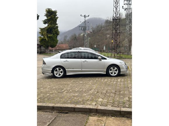 Sahibinden Honda Civic 1.6i VTEC Elegance 2007 Model