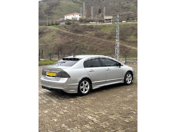 Sahibinden Honda Civic 1.6i VTEC Elegance 2007 Model