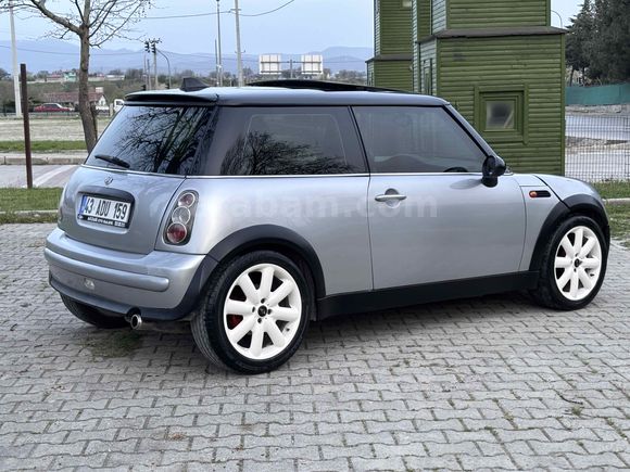 2002 MODEL//SANRUFLU//186 BİN KMDE