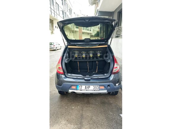 Sahibinden Dacia Sandero 1.5 dCi Stepway 2010 Model