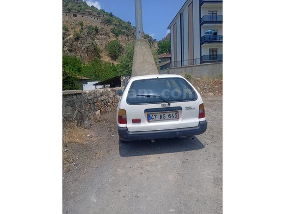 Sahibinden Toyota Corolla 1.3 XL 2000 Model Hakkari