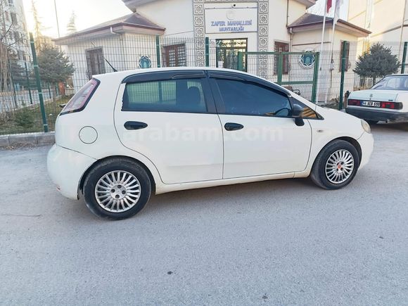 Sahibinden orjinal  Fiat Punto 1.4 Dynamic 2012 Model
