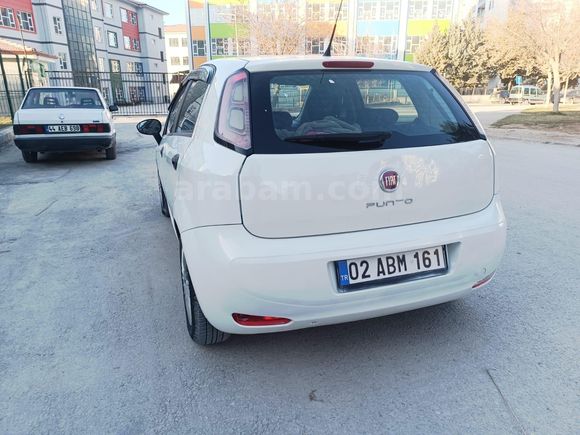 Sahibinden orjinal  Fiat Punto 1.4 Dynamic 2012 Model