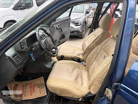 GÖLOVADAN LADA VEGA HB 1.6 KLİMALI