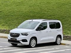 HATASIZ BOYASIZ TRAMERSİZ 89 BİN KM OTOMOTİK EN FULL PAKET