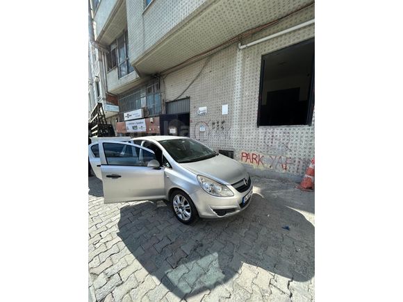 Sahibinden Opel Corsa 1.3 CDTI Essentia 2011 Model