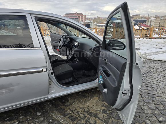 Sahibinden Hyundai Accent Era 1.4 Team 2010 Model