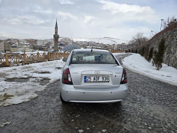 Sahibinden Hyundai Accent Era 1.4 Team 2010 Model