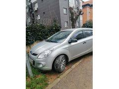 Sahibinden Hyundai i20 1.4 CVVT Team 2012 Model  180.000 km Gri