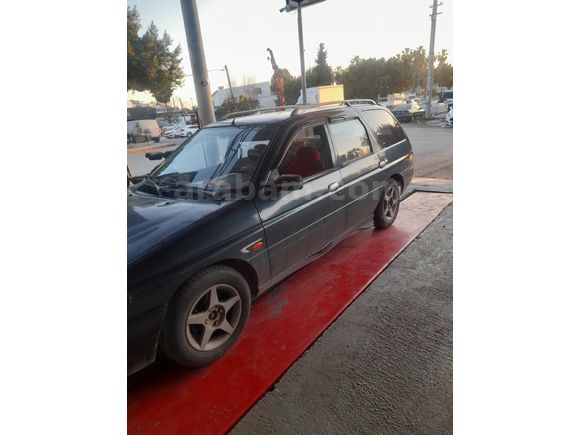 Sahibinden klimalı Ford Escort 1.6 CLX 1996 Model