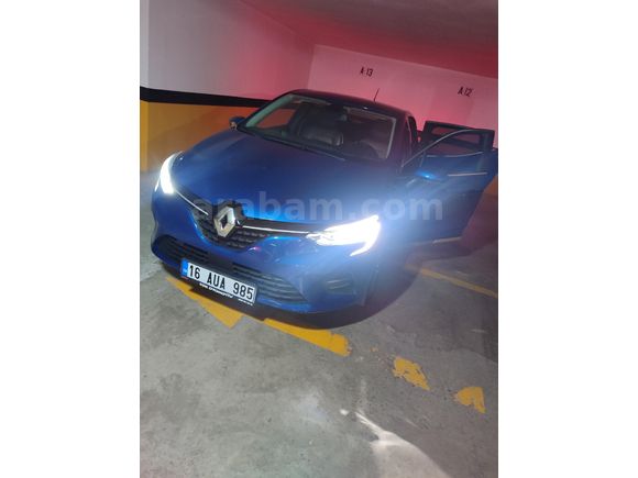 Sahibinden 2020 Clio Icon   68.000 km Mavi