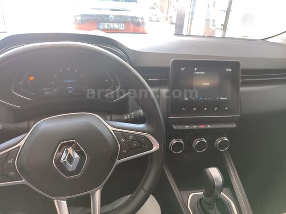Sahibinden 2020 Clio Icon   68.000 km Mavi