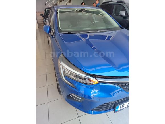 Sahibinden 2020 Clio Icon   68.000 km Mavi