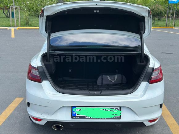 Sahibinden Renault Megane 1.2 TCe Icon 2016 Model İstanbul 132.000 km Beyaz