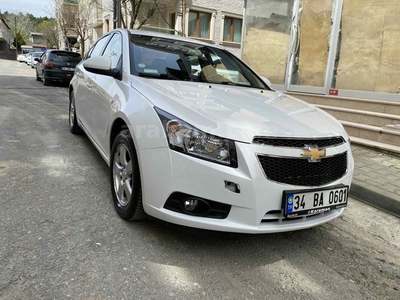 10 YILLIK SAHİBİNDEN BAKIMLI AİLE ARACI / 2012 CRUZE 124 HP OTOMATİK / BENZİN + LPG / YENİ MUAYENELİ