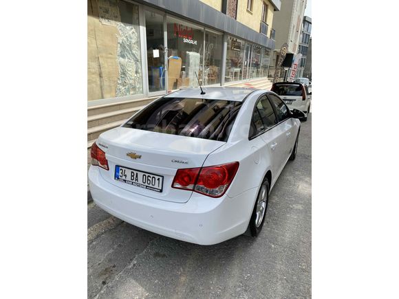 10 YILLIK SAHİBİNDEN BAKIMLI AİLE ARACI / 2012 CRUZE 124 HP OTOMATİK / BENZİN + LPG / YENİ MUAYENELİ